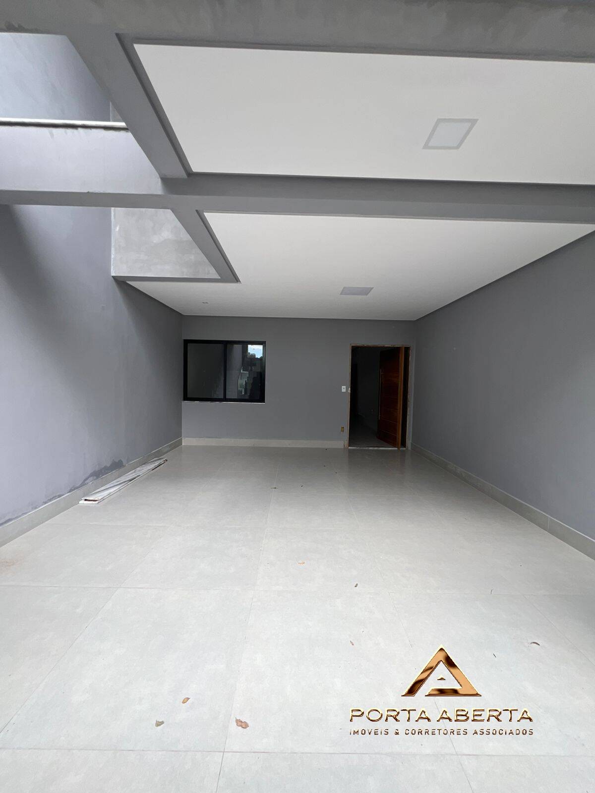 Casa à venda com 3 quartos, 180m² - Foto 3