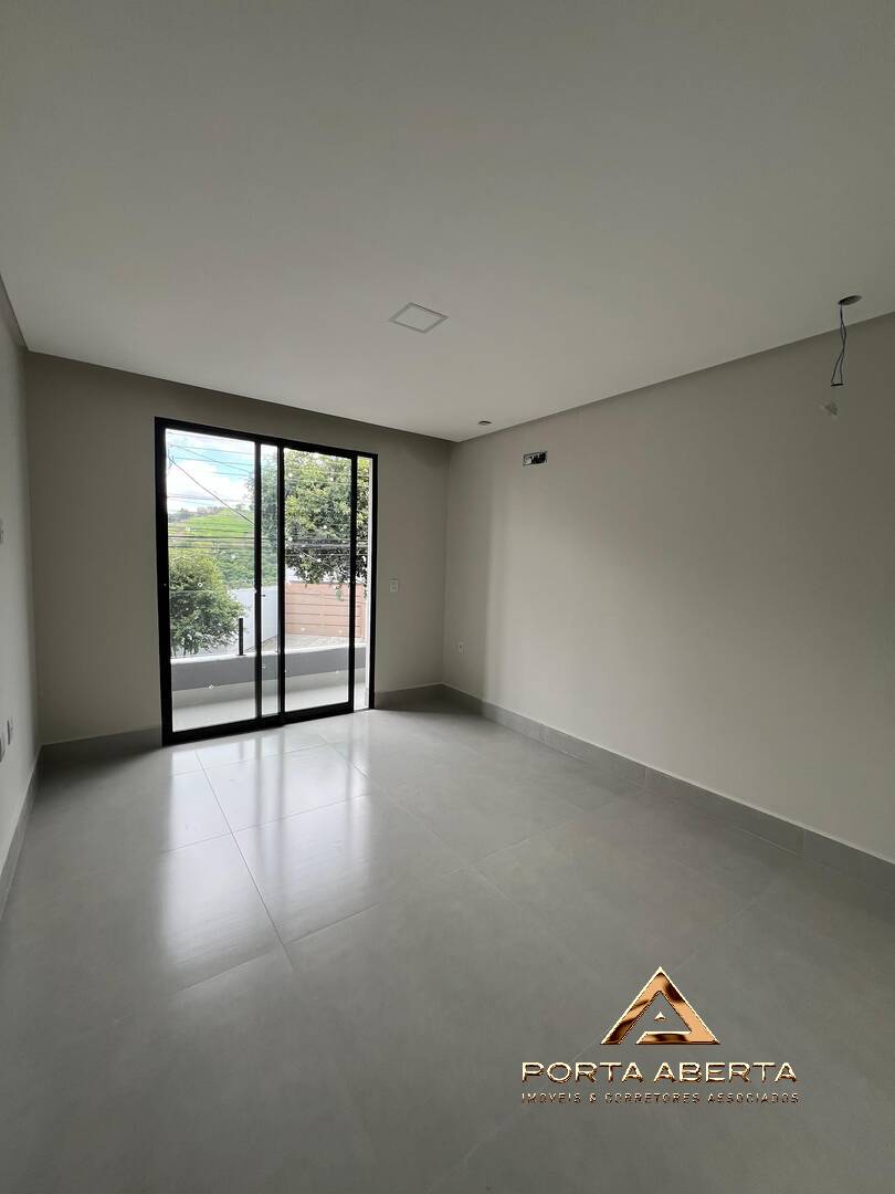 Casa à venda com 3 quartos, 180m² - Foto 28