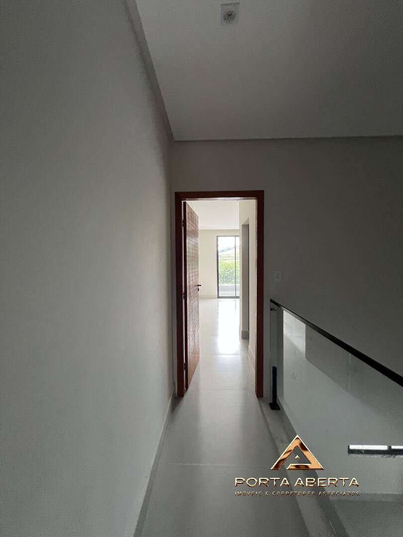 Casa à venda com 3 quartos, 180m² - Foto 31