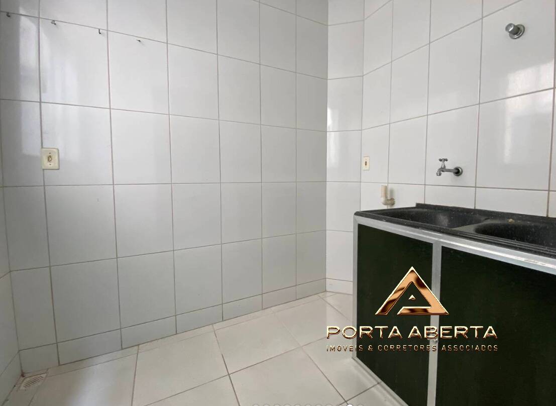 Apartamento à venda com 3 quartos, 95m² - Foto 3