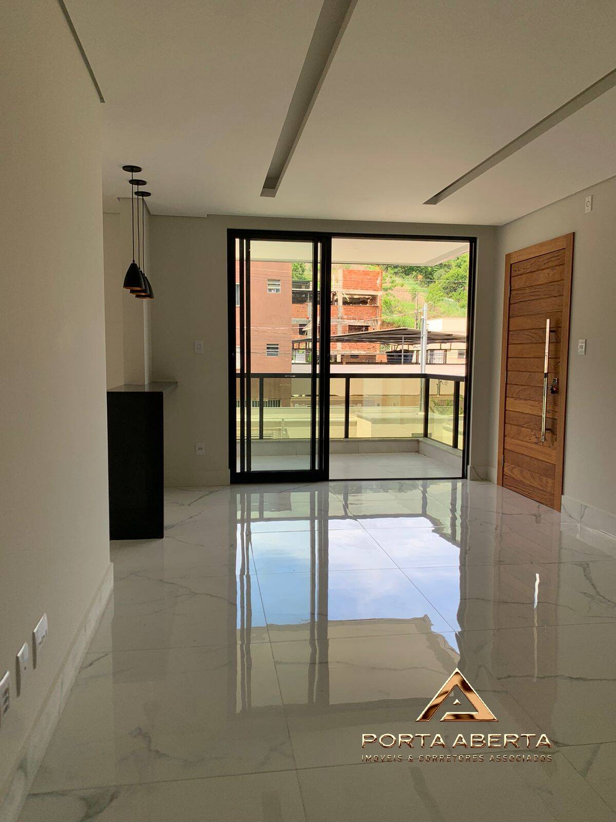 Apartamento à venda com 3 quartos, 120m² - Foto 1