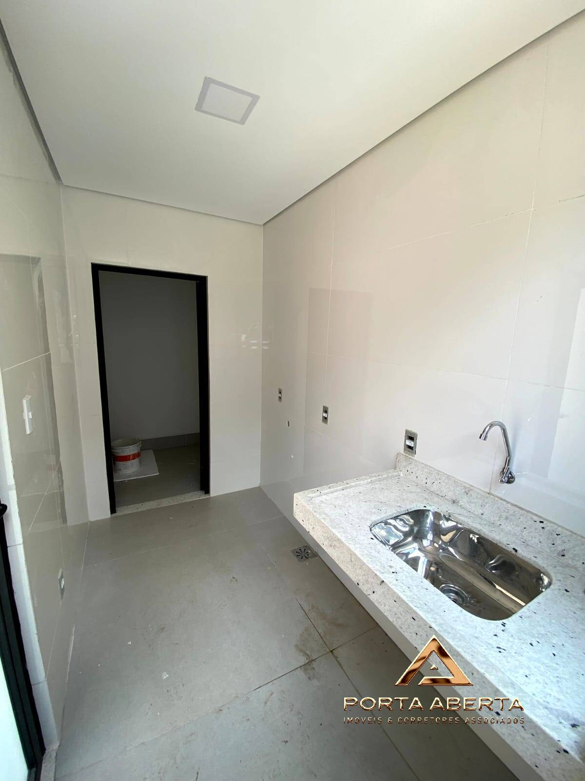 Casa à venda com 3 quartos, 300m² - Foto 21