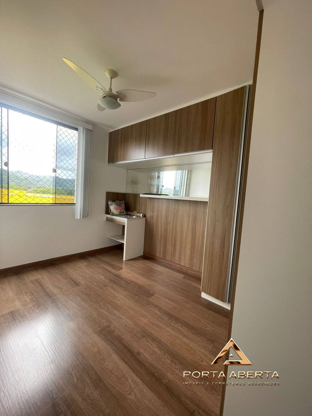 Apartamento à venda com 2 quartos, 73m² - Foto 8