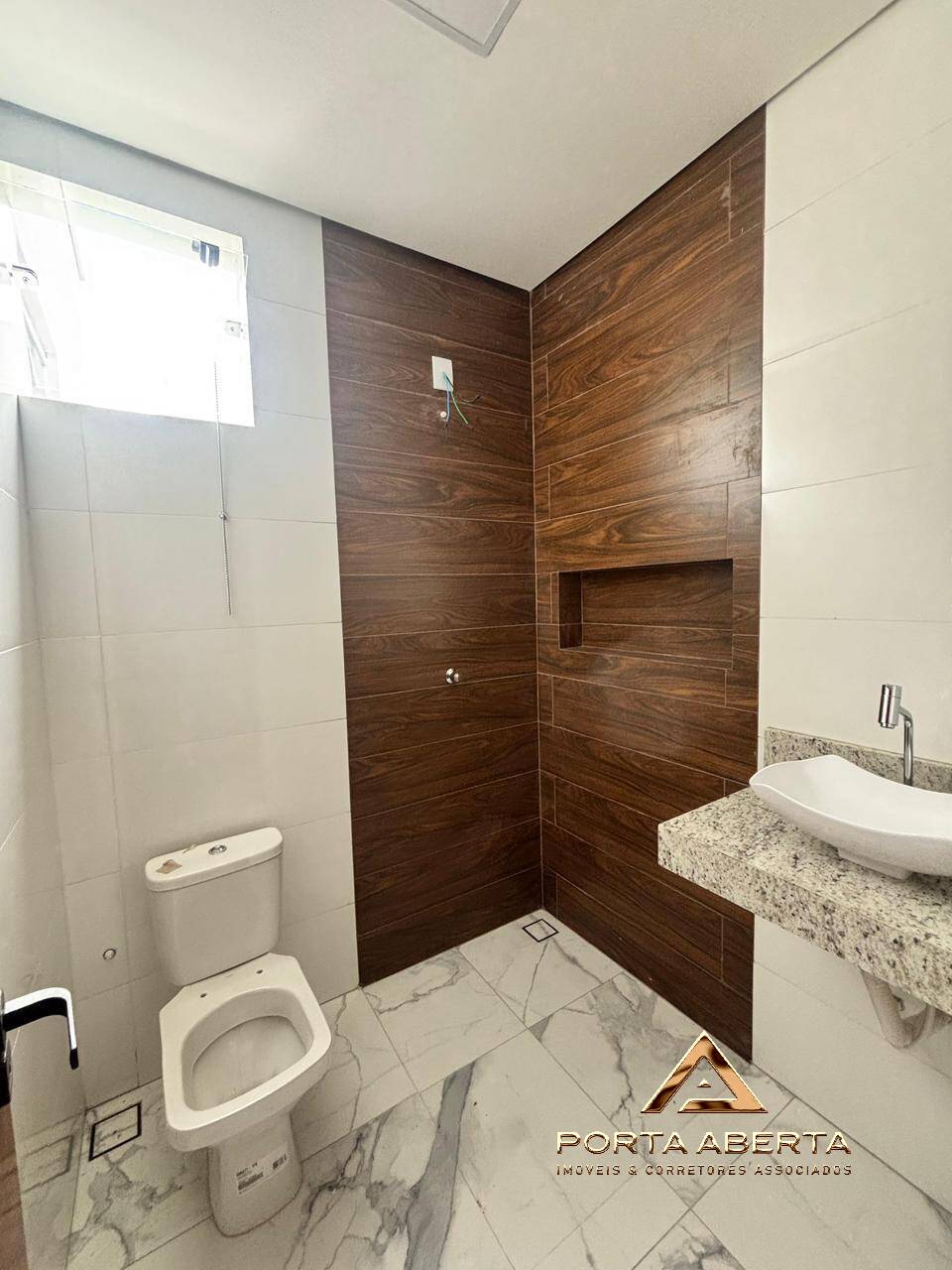 Casa à venda com 3 quartos, 120m² - Foto 4