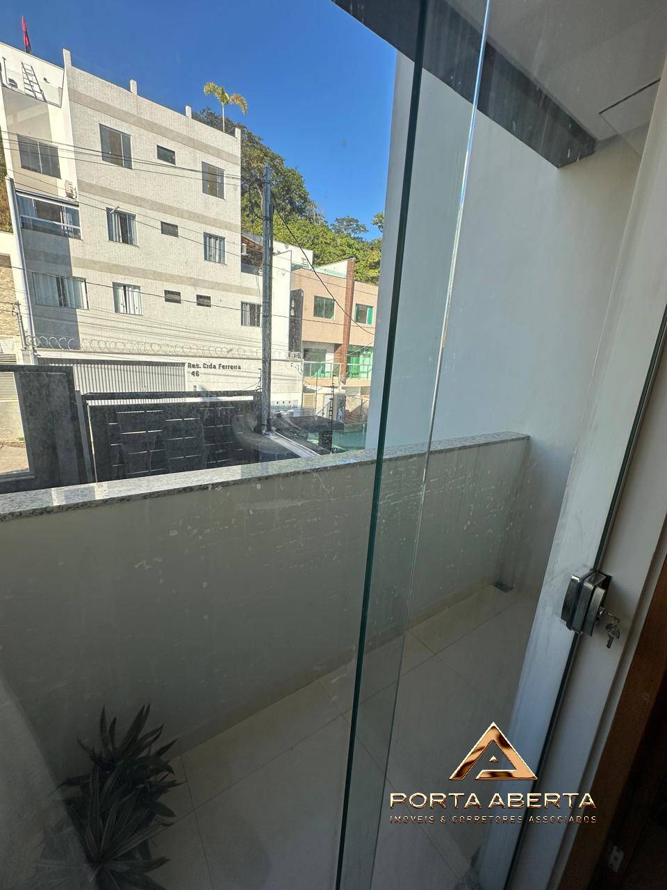 Apartamento à venda com 2 quartos, 65m² - Foto 14