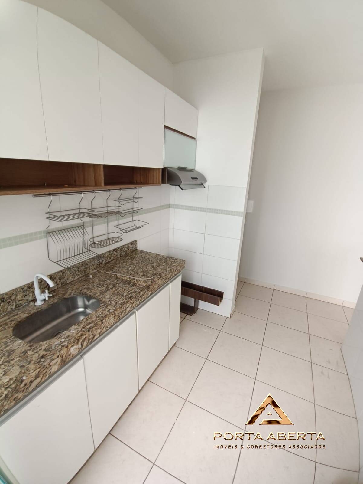 Apartamento à venda com 2 quartos, 65m² - Foto 11