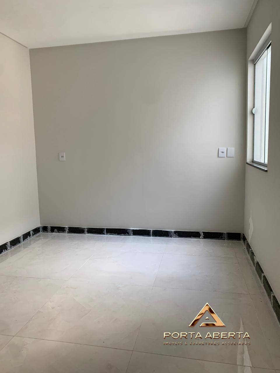 Casa à venda com 3 quartos, 130m² - Foto 5