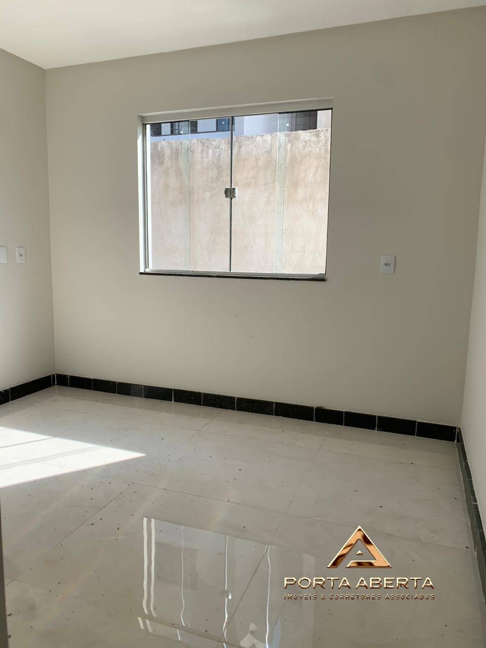 Casa à venda com 3 quartos, 130m² - Foto 11