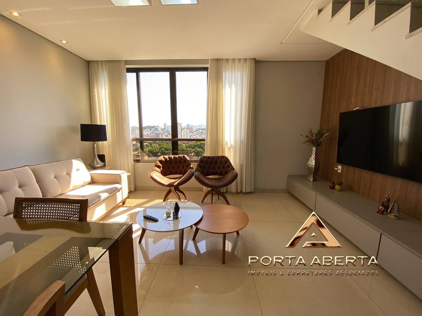 Apartamento à venda com 4 quartos, 222m² - Foto 6