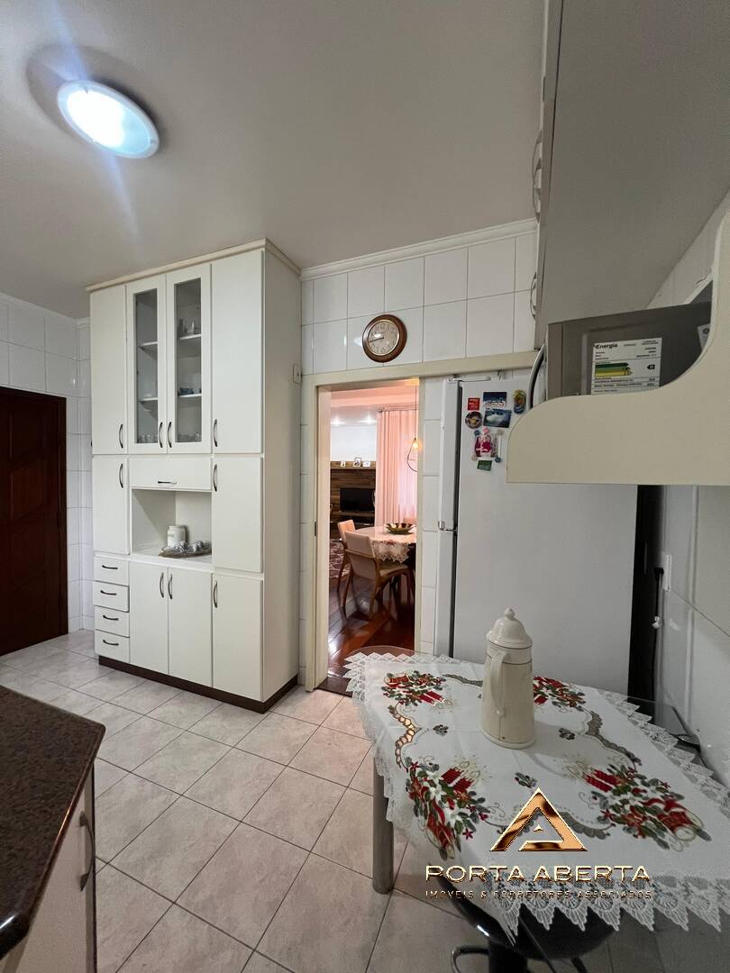 Apartamento à venda com 3 quartos, 113m² - Foto 6