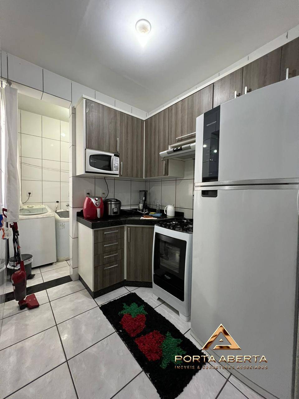 Apartamento à venda com 2 quartos, 60m² - Foto 3