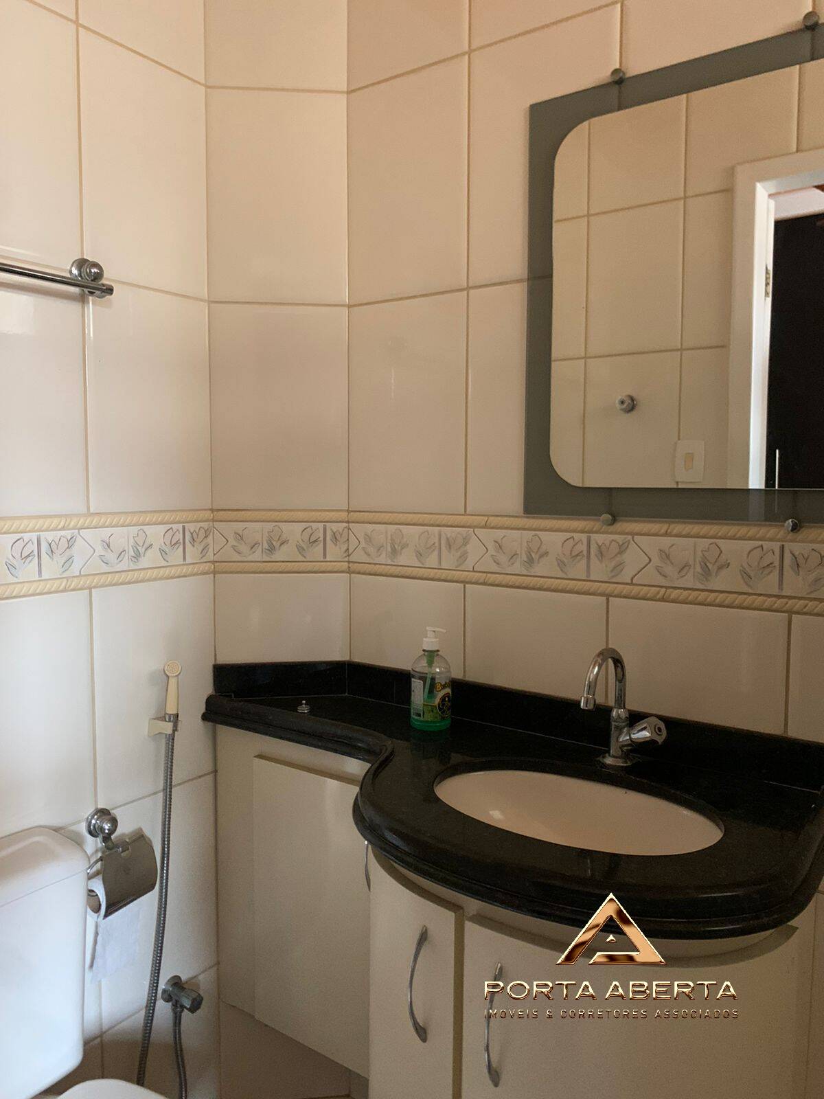 Apartamento à venda com 3 quartos, 96m² - Foto 7