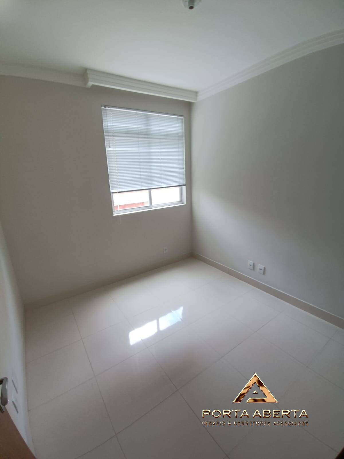 Apartamento para alugar com 3 quartos, 92m² - Foto 6