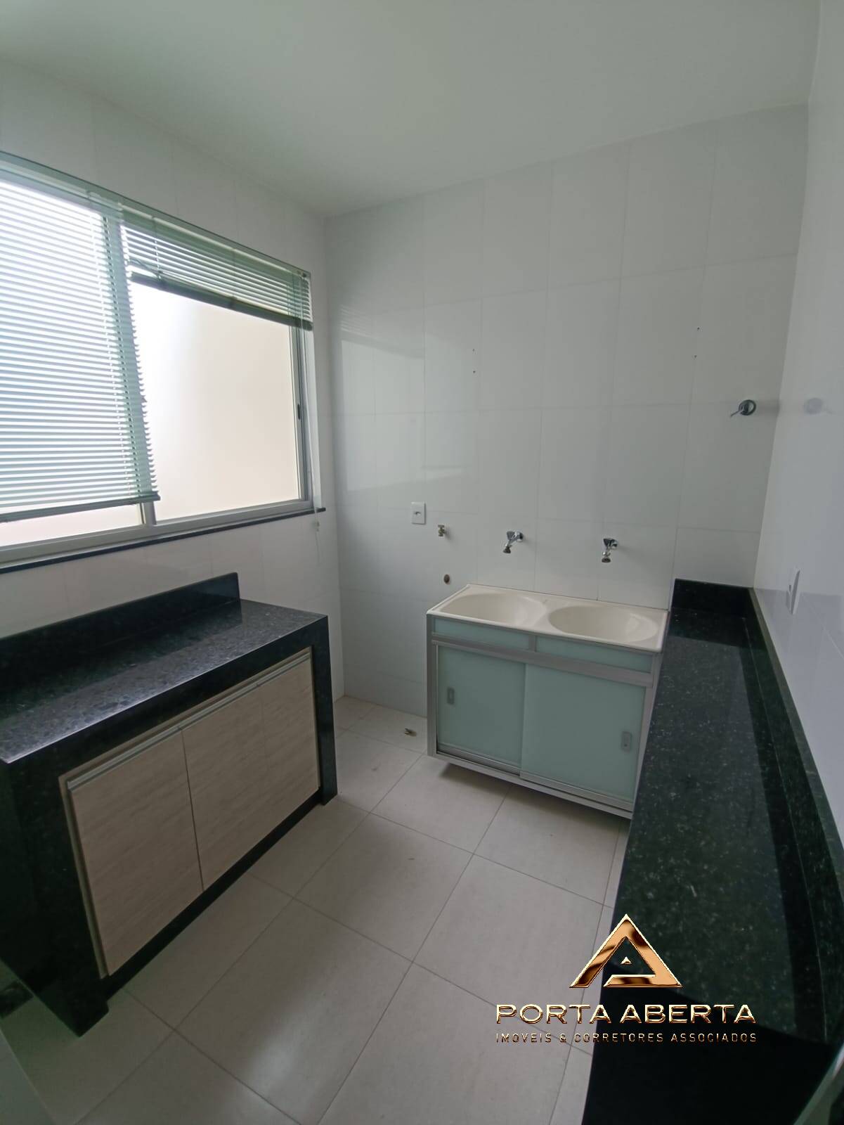 Apartamento para alugar com 3 quartos, 92m² - Foto 17