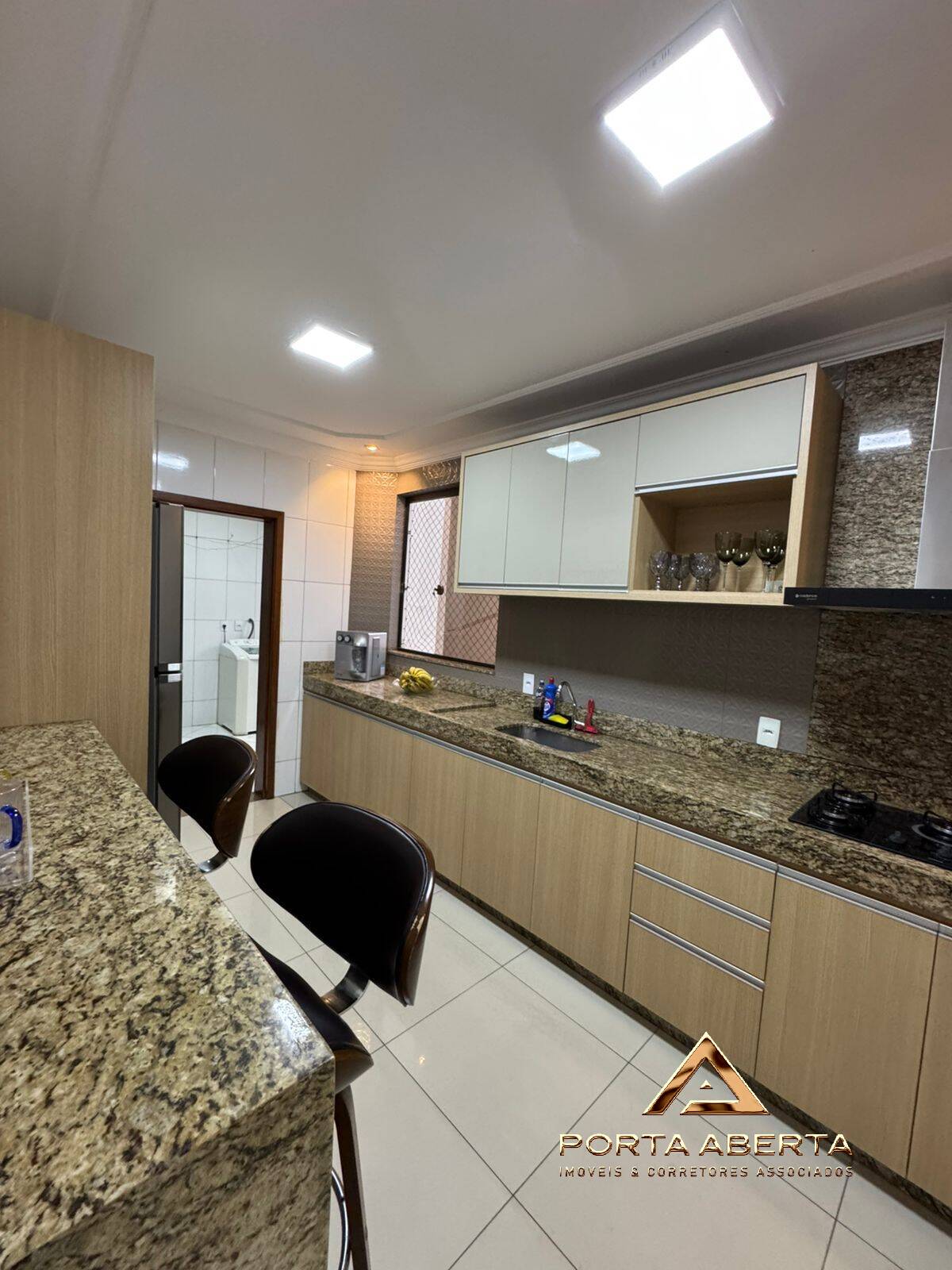 Apartamento à venda com 3 quartos, 109m² - Foto 7