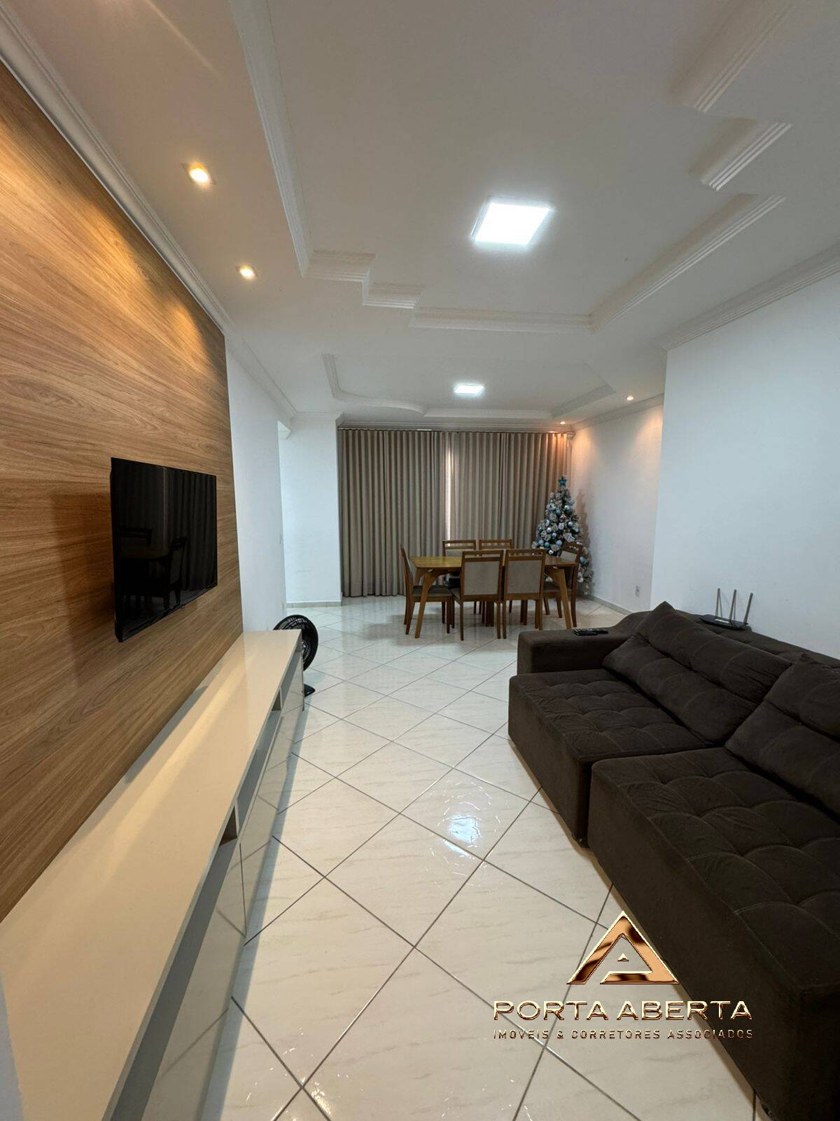 Apartamento à venda com 3 quartos, 109m² - Foto 3