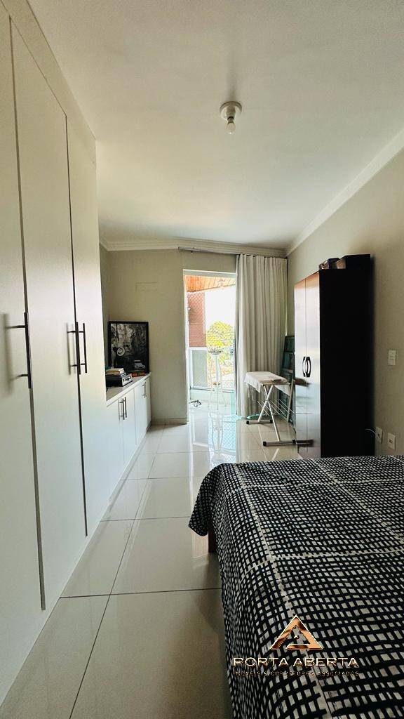 Apartamento à venda com 3 quartos, 142m² - Foto 9