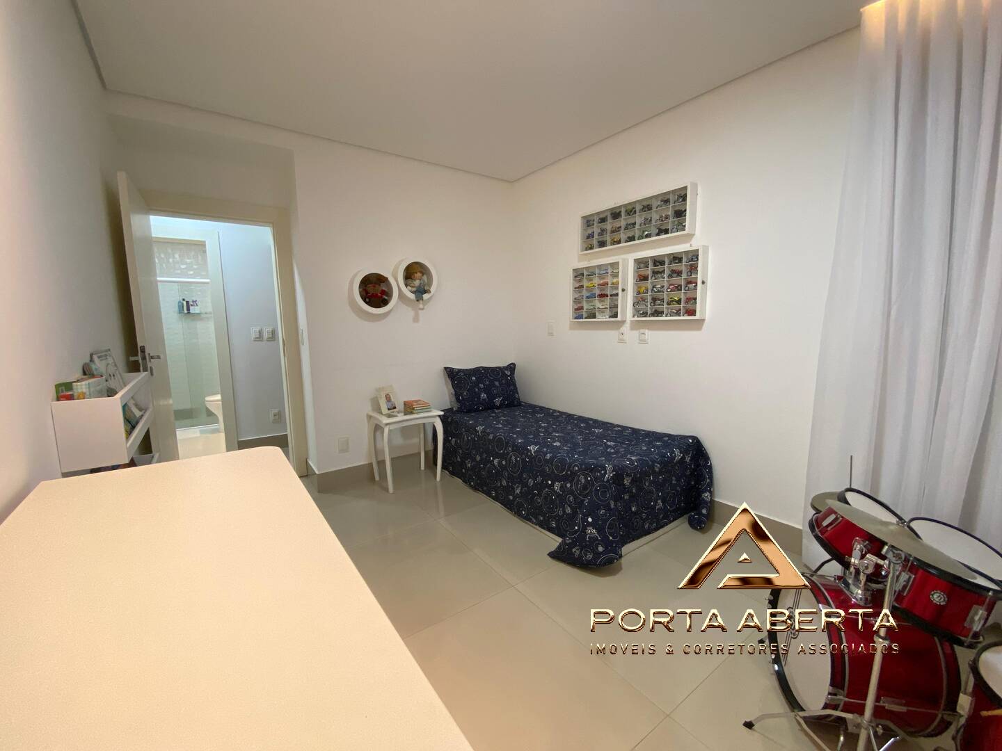 Apartamento à venda com 3 quartos, 282m² - Foto 22