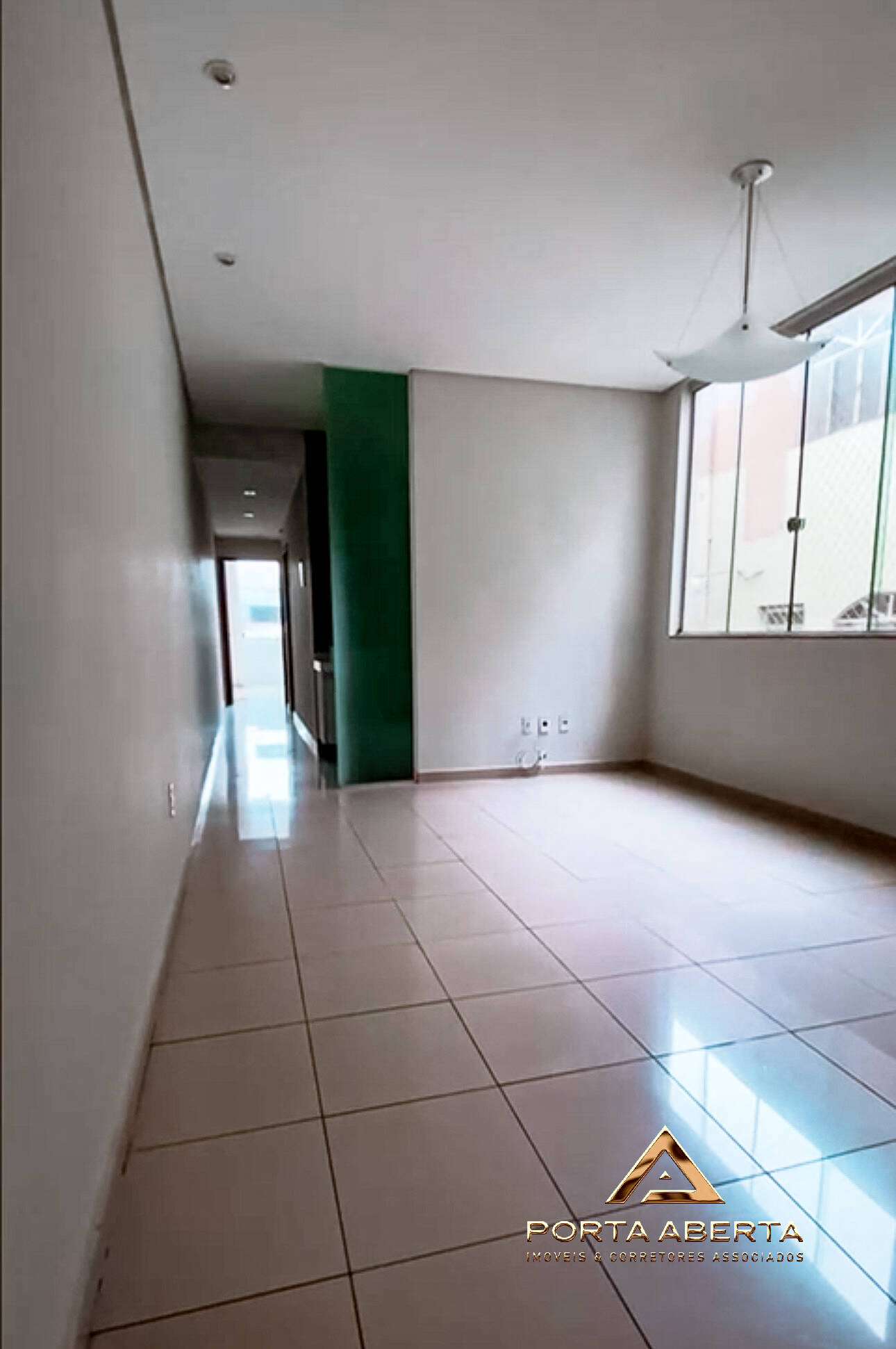 Apartamento à venda com 3 quartos, 86m² - Foto 3