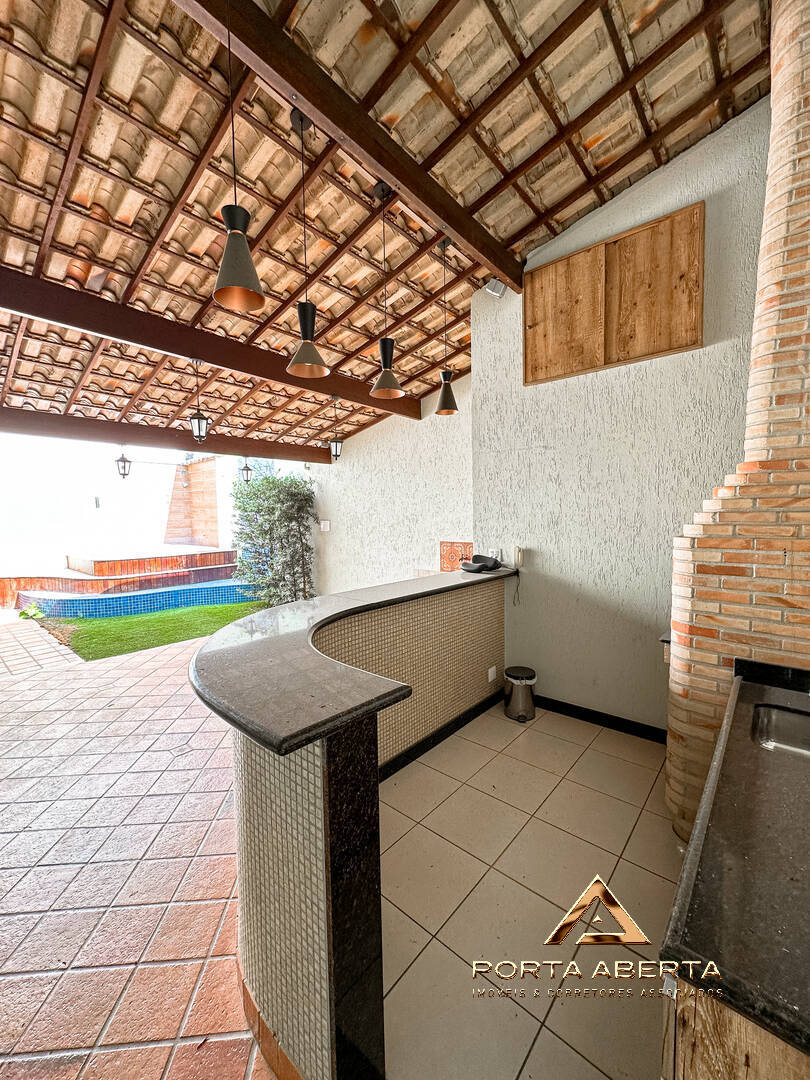 Casa à venda com 3 quartos, 360m² - Foto 10