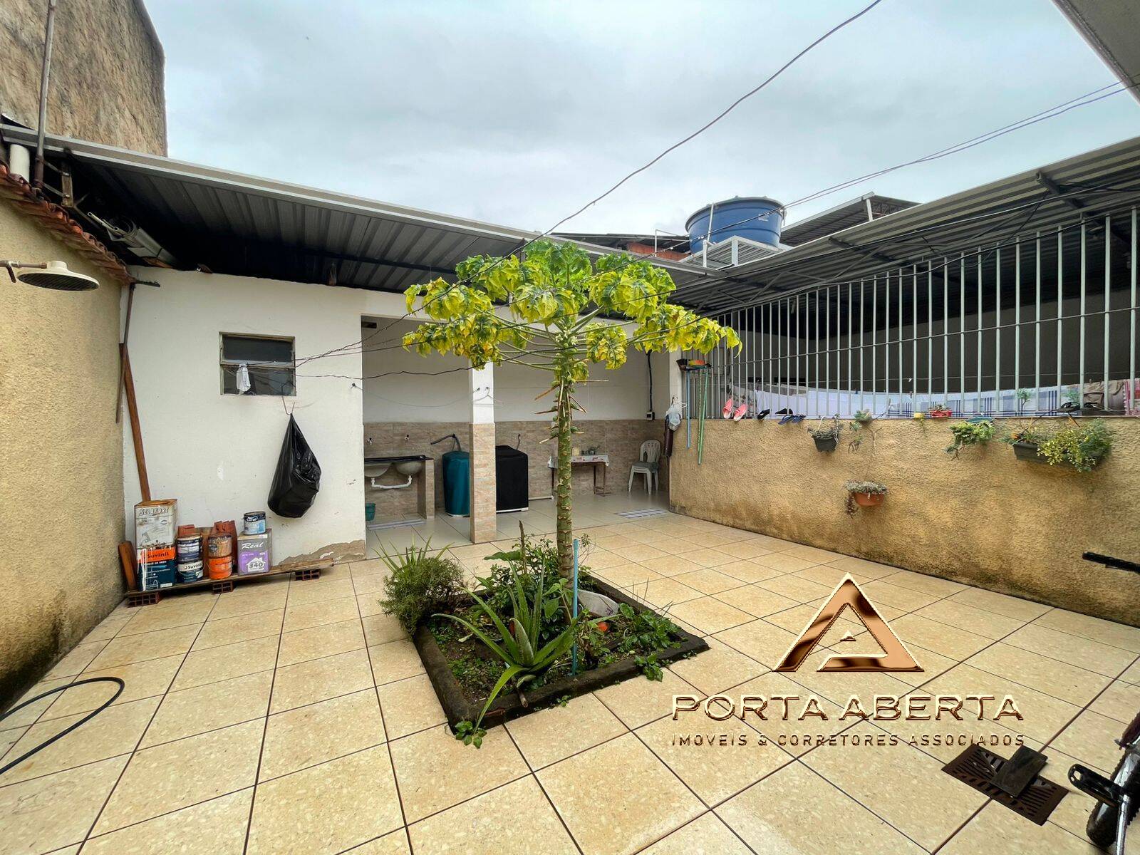 Casa à venda com 3 quartos, 200m² - Foto 16