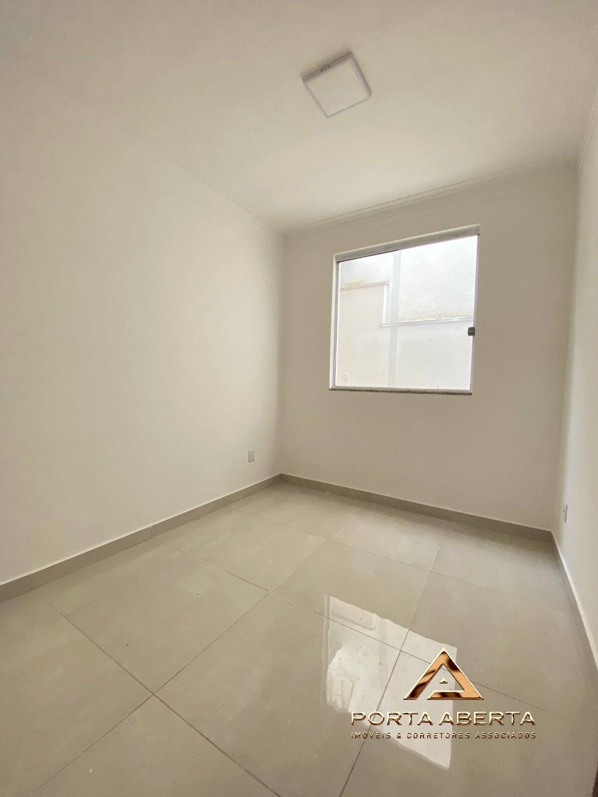 Apartamento à venda com 3 quartos, 87m² - Foto 8