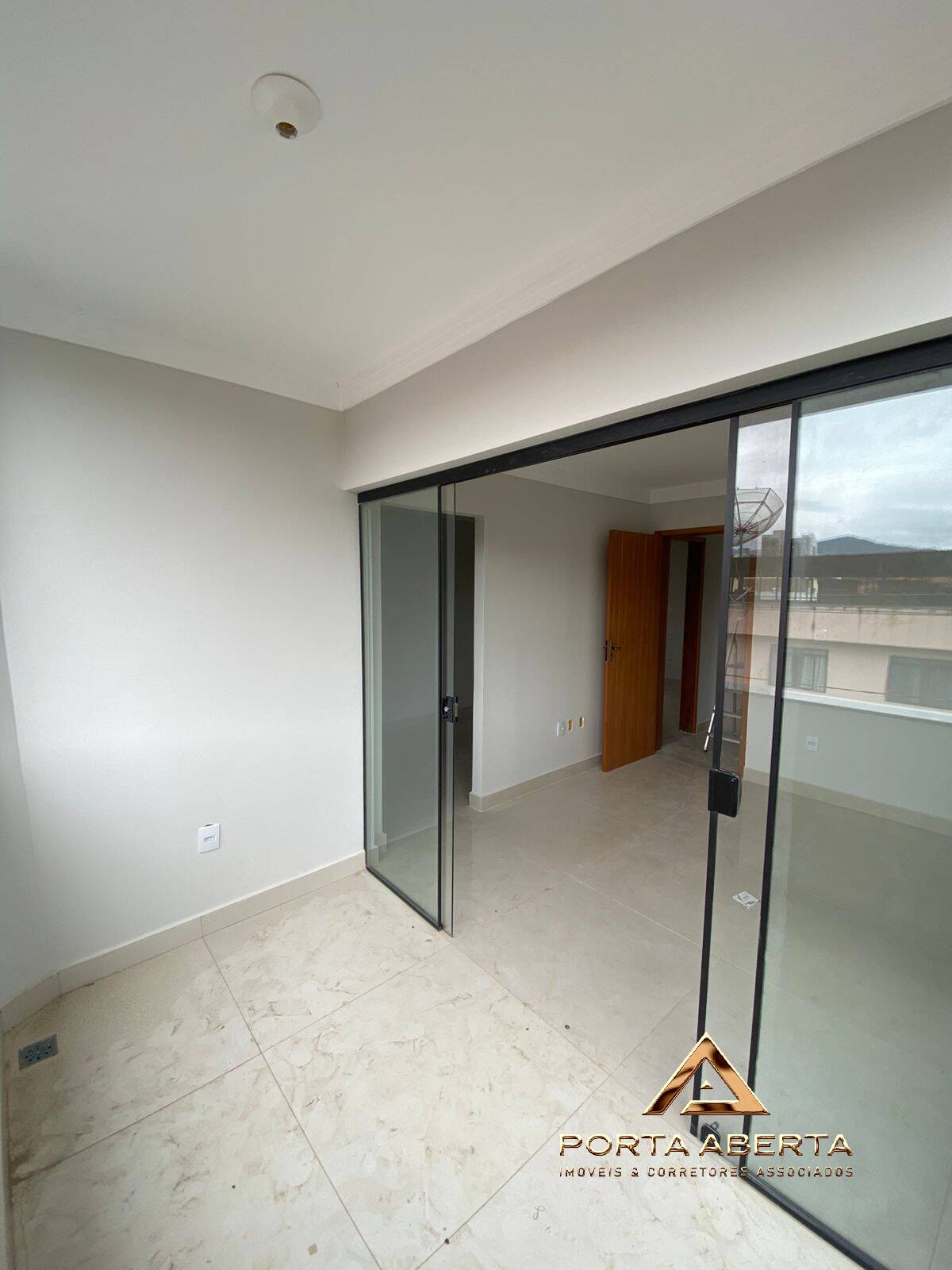 Apartamento à venda com 3 quartos, 108m² - Foto 14