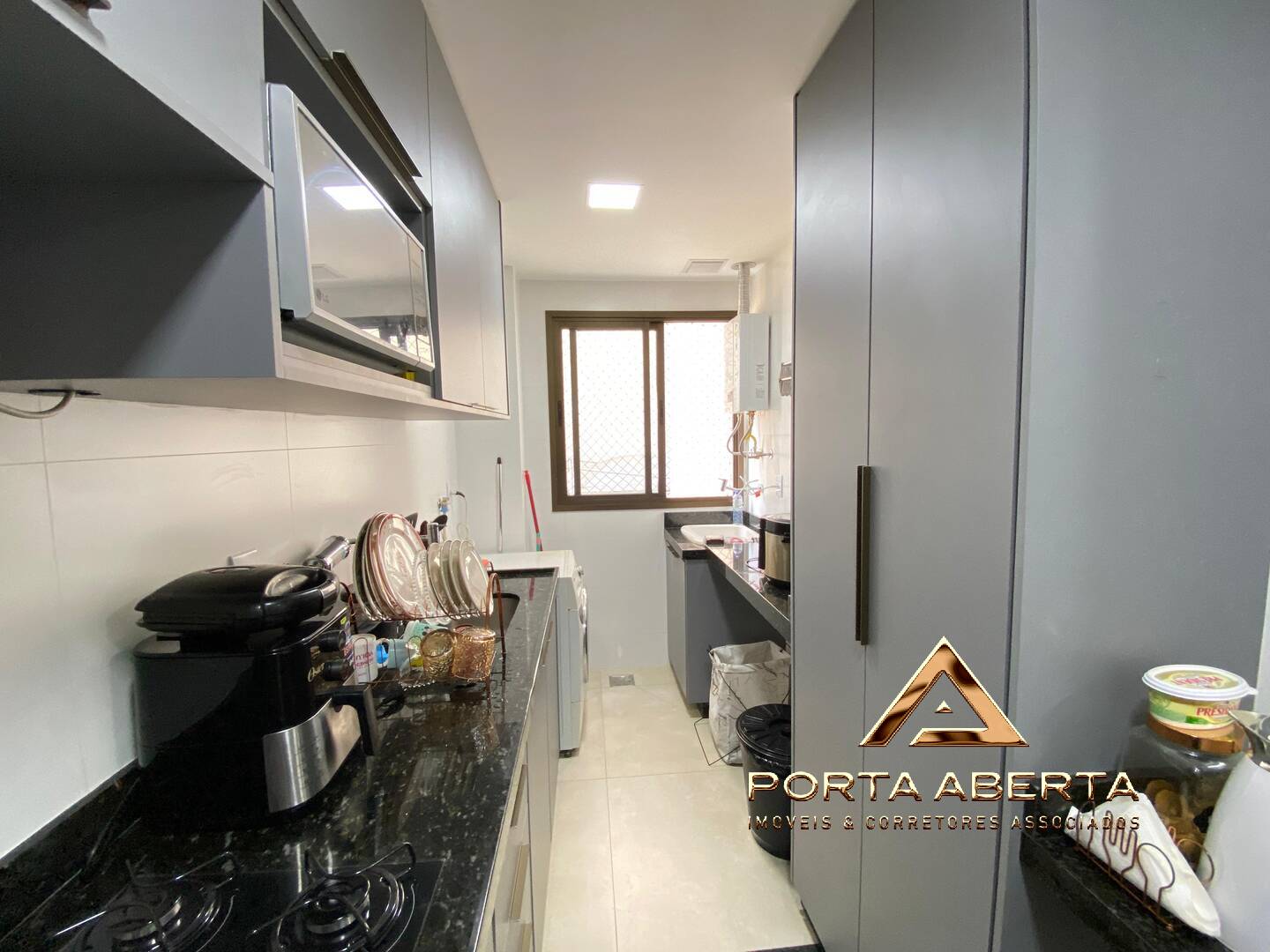 Apartamento à venda com 2 quartos, 56m² - Foto 8