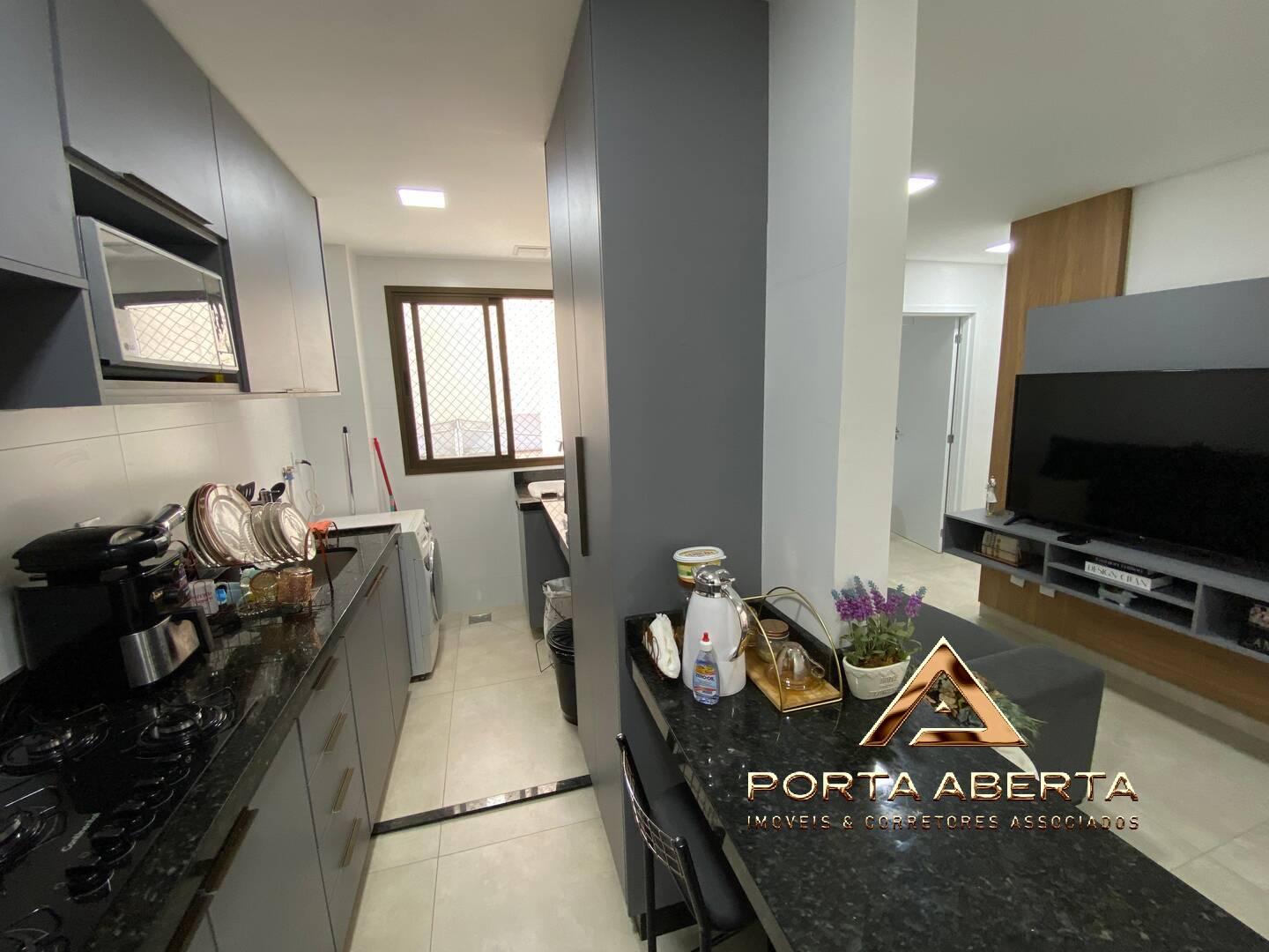 Apartamento à venda com 2 quartos, 56m² - Foto 9