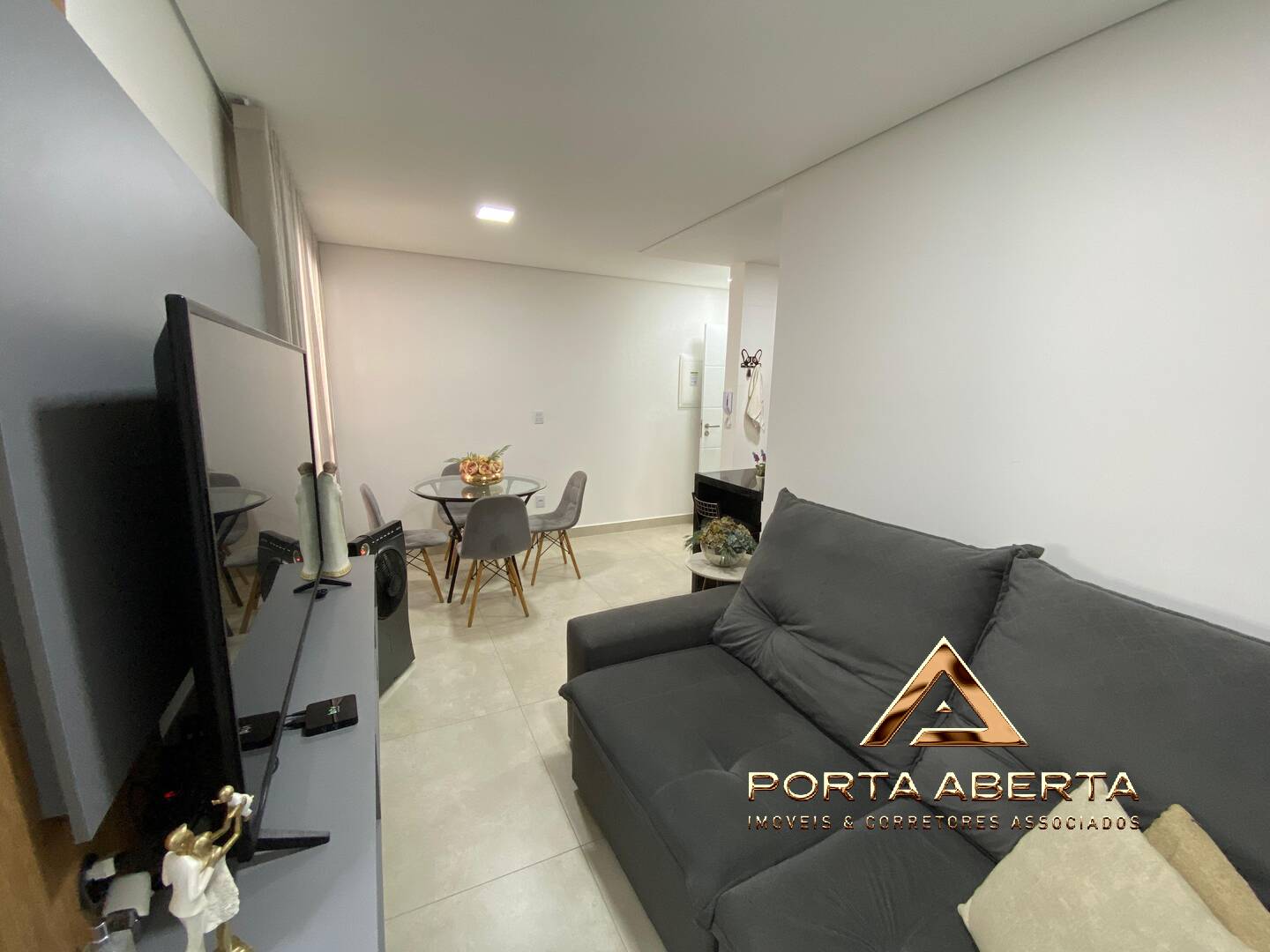 Apartamento à venda com 2 quartos, 56m² - Foto 10