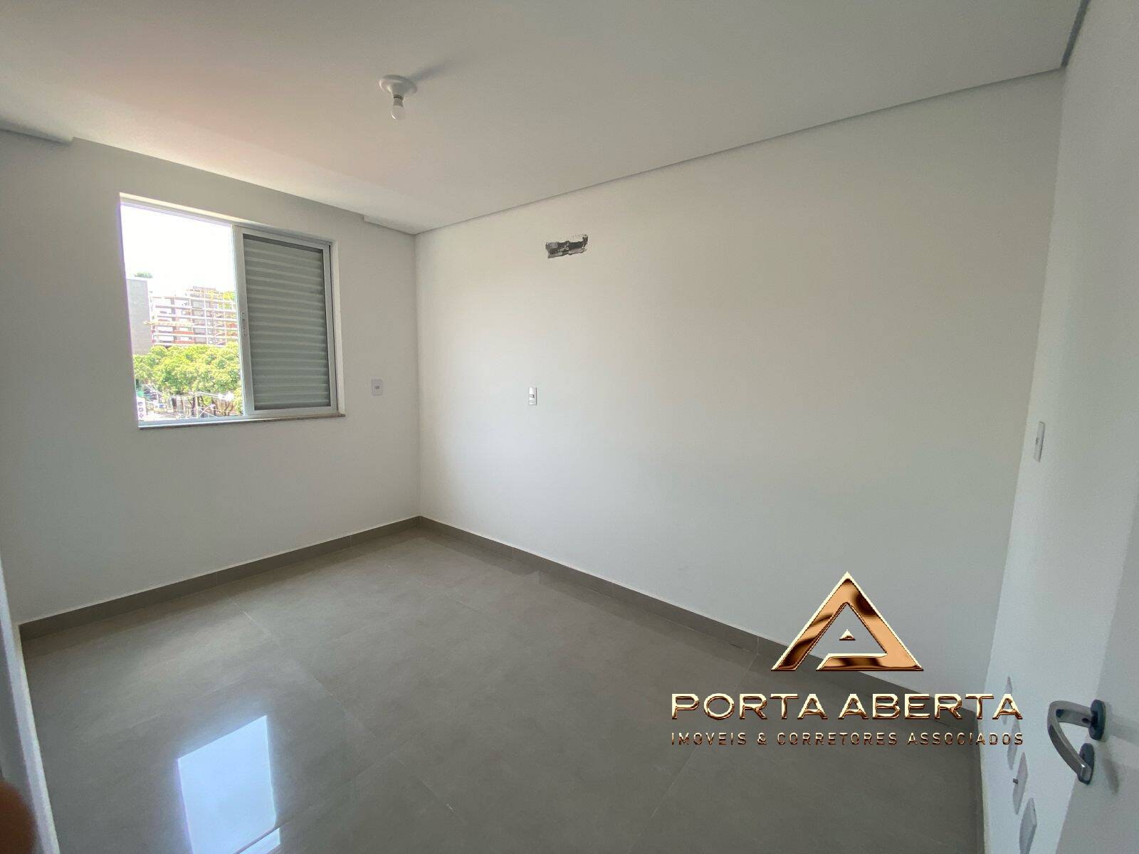 Apartamento à venda com 3 quartos, 101m² - Foto 13