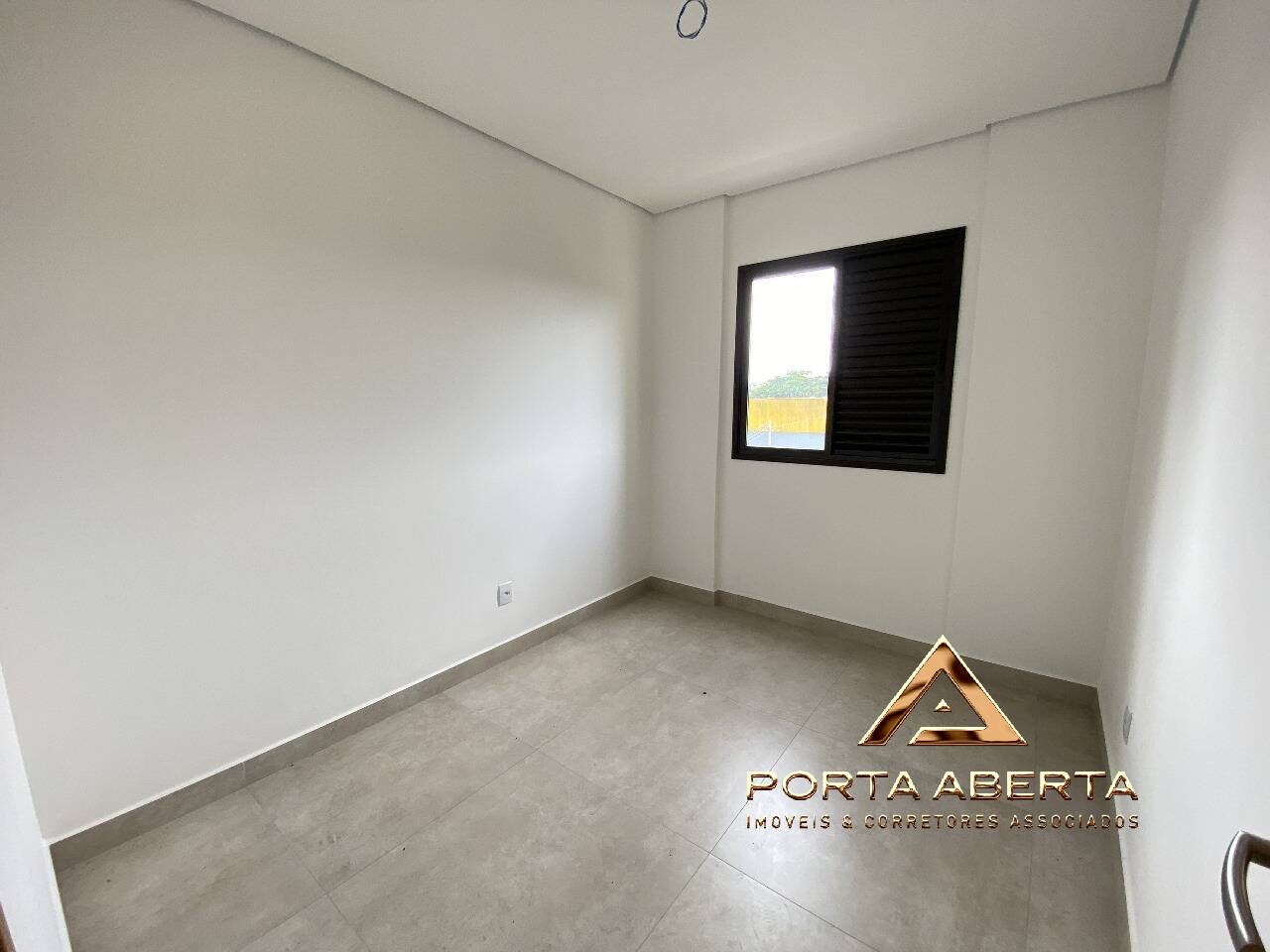 Apartamento à venda com 2 quartos, 71m² - Foto 11