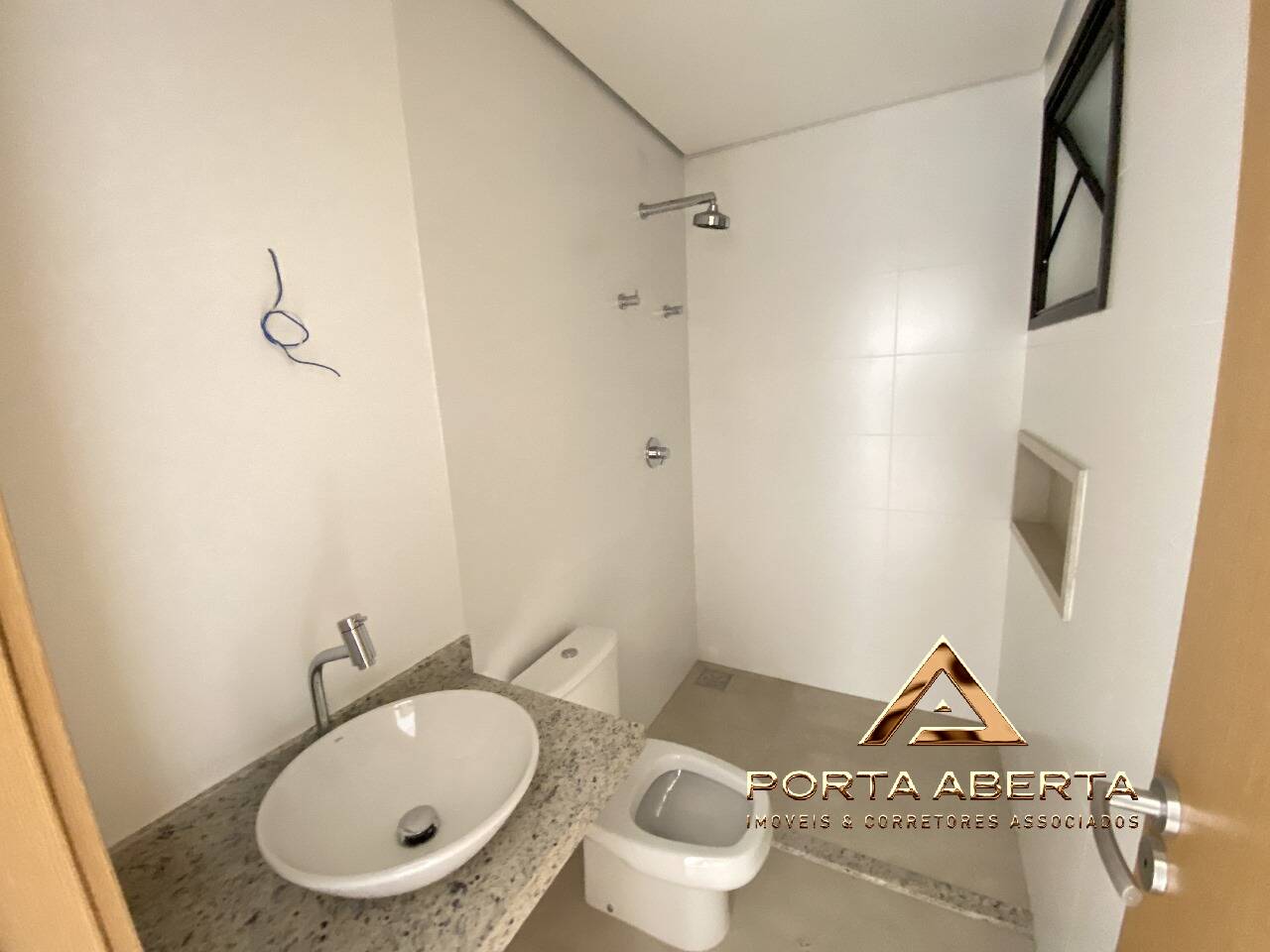 Apartamento à venda com 2 quartos, 71m² - Foto 14