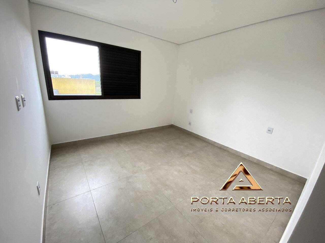 Apartamento à venda com 2 quartos, 71m² - Foto 13