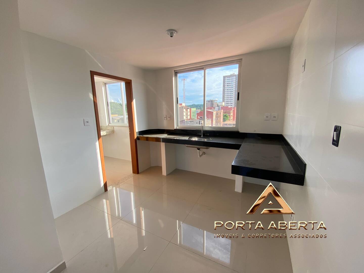 Apartamento à venda com 3 quartos, 82m² - Foto 4