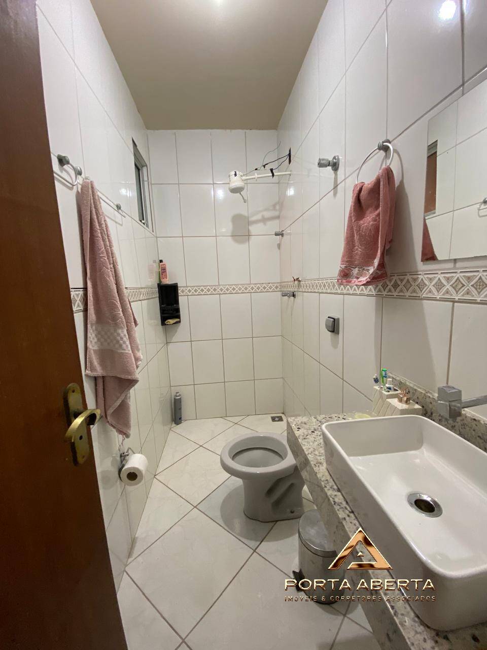 Apartamento à venda com 3 quartos - Foto 4