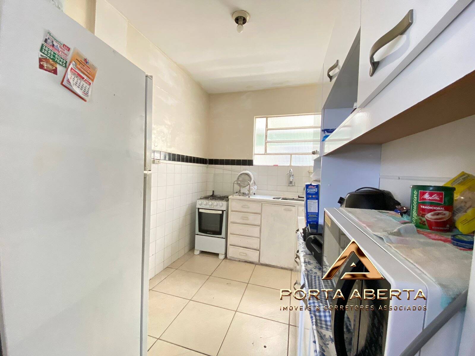 Apartamento à venda com 3 quartos, 78m² - Foto 2