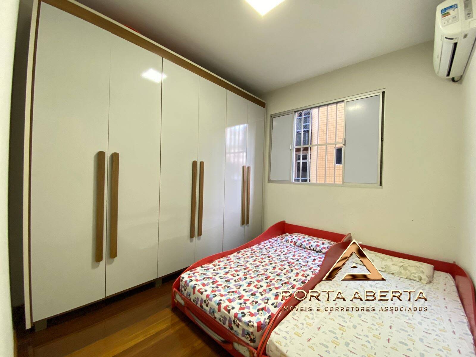 Apartamento à venda com 4 quartos, 118m² - Foto 4