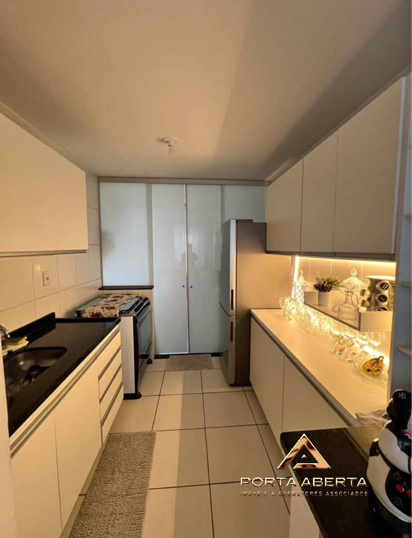 Apartamento à venda com 3 quartos, 82m² - Foto 7