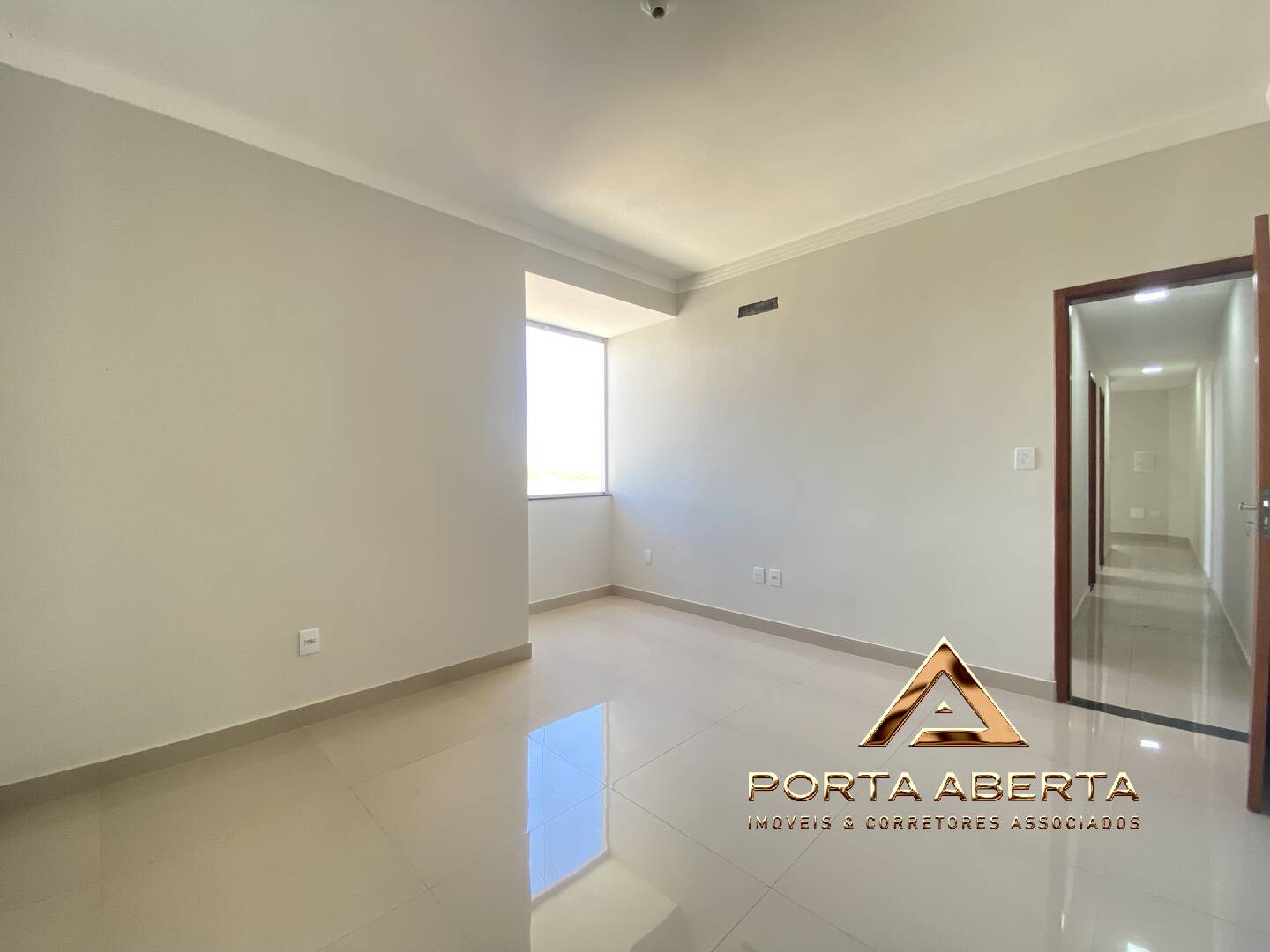 Apartamento à venda com 3 quartos, 96m² - Foto 9