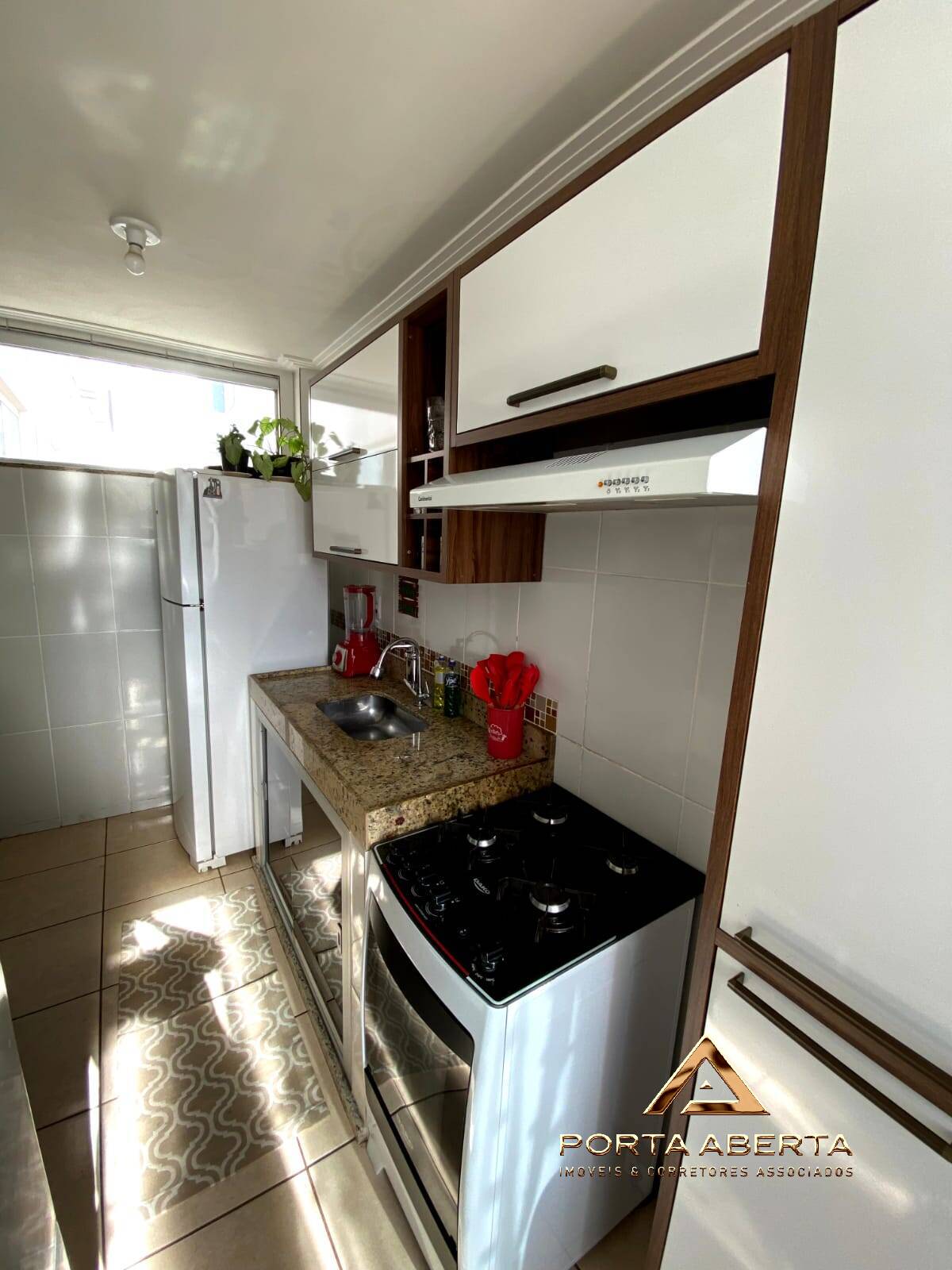 Apartamento à venda com 3 quartos, 76m² - Foto 6