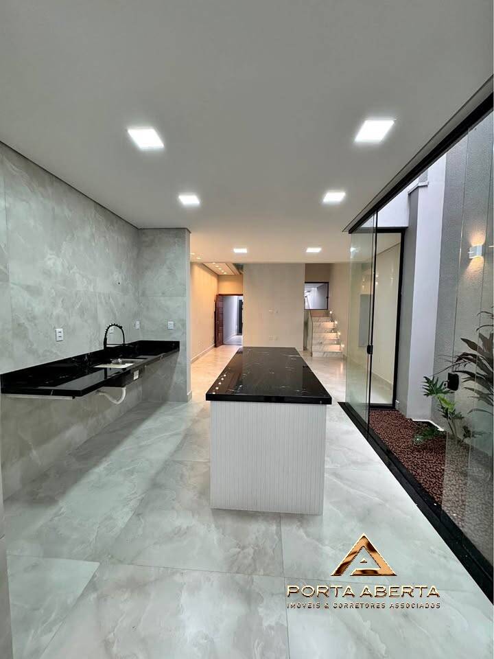 Casa à venda com 3 quartos, 160m² - Foto 5